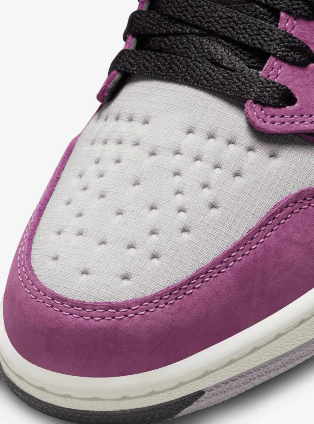 Air Jordan 1 High Element Gore-Tex Berry - Image 3
