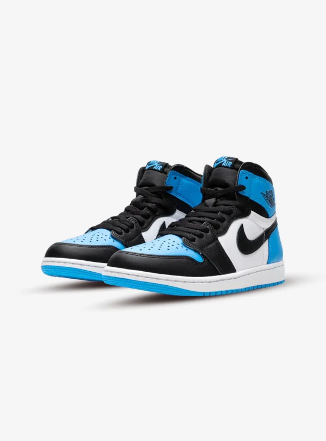 Air Jordan 1 Retro High OG UNC Toe - Image 2