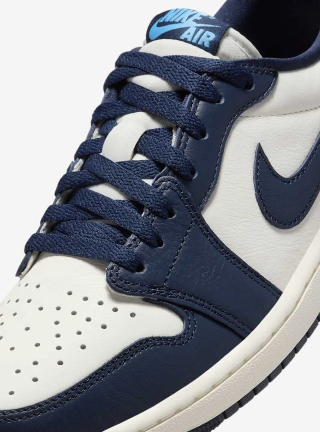 Air Jordan 1 Low OG Obsidian UNC - Image 3