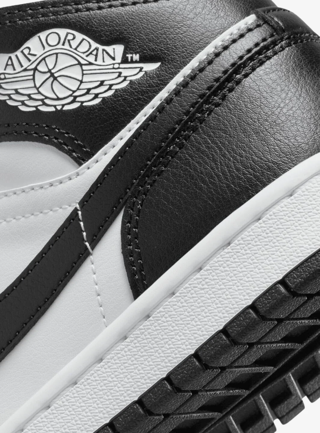 Air Jordan 1 Mid Panda - Image 5