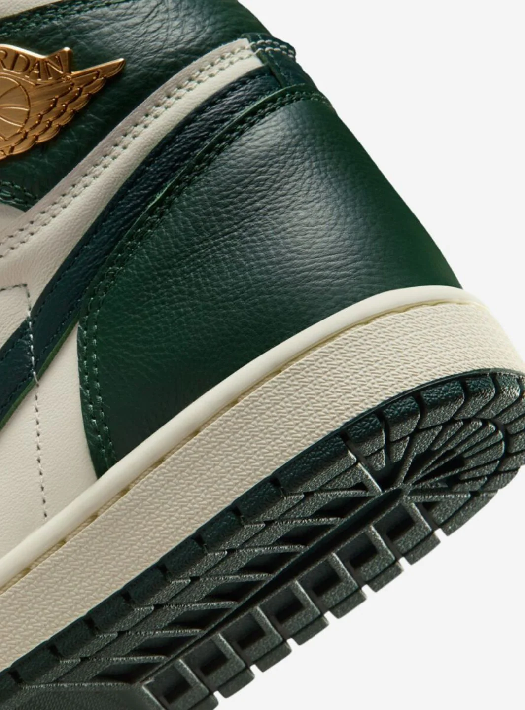 Air Jordan 1 Retro High Fir Pro Green - Image 5