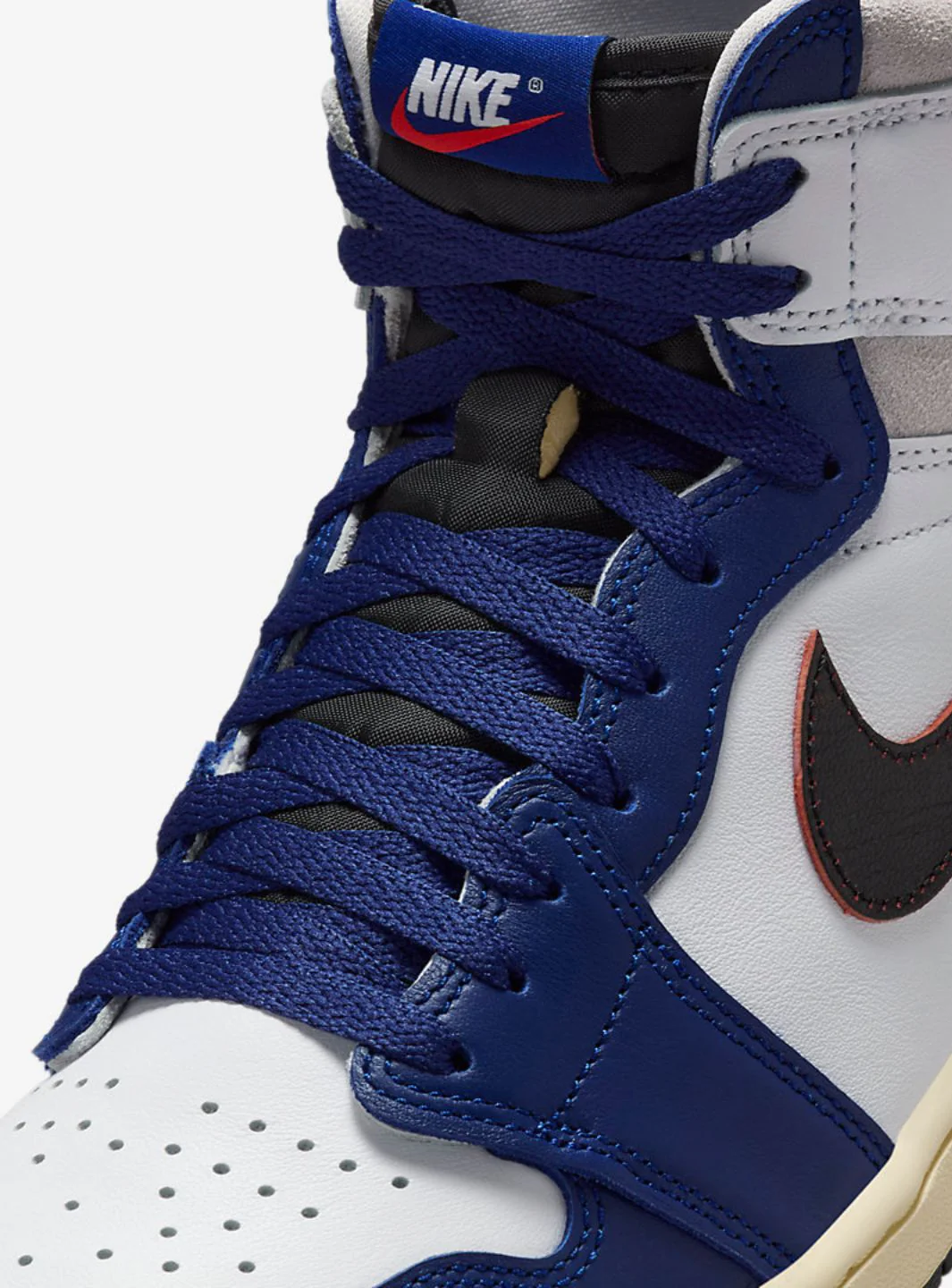 Air Jordan 1 Retro High OG Rare Air - Image 3
