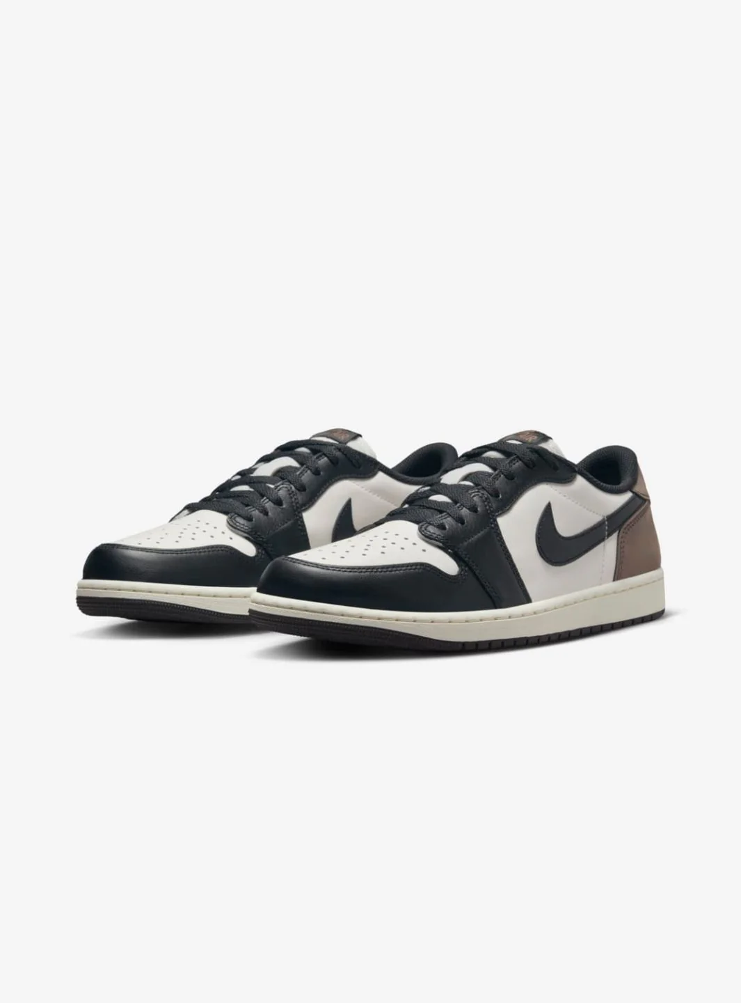 Air Jordan 1 Retro Low OG Mocha - Image 2
