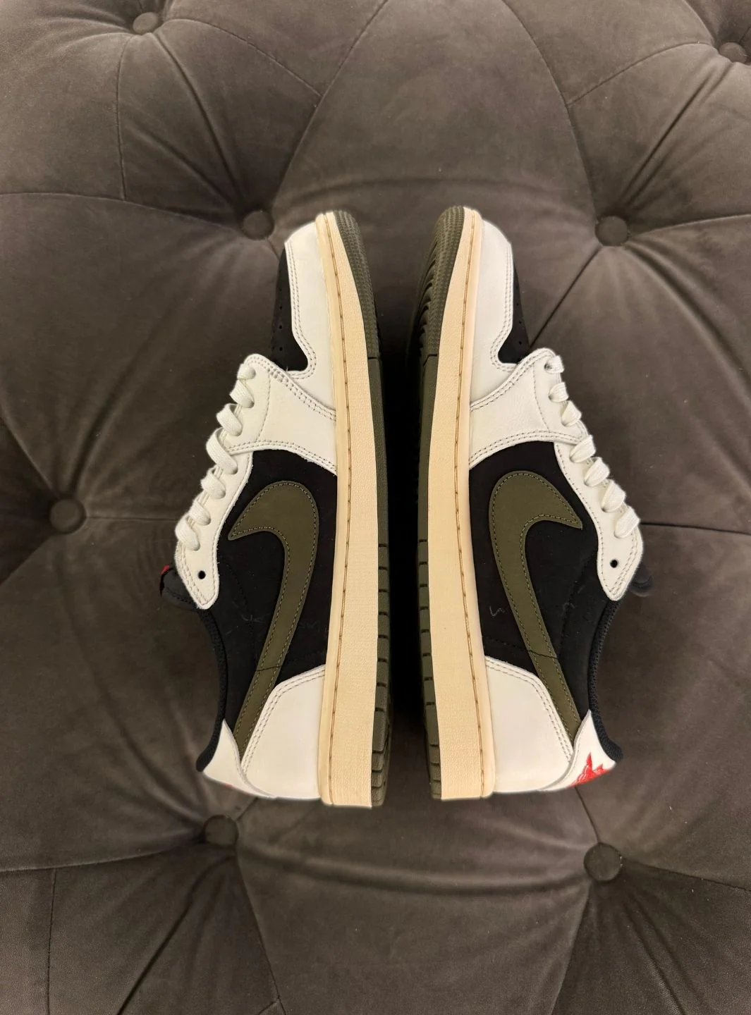 Air Jordan 1 Retro Low OG SP Travis Scott Olive - Usato 9.9/10 - Image 5