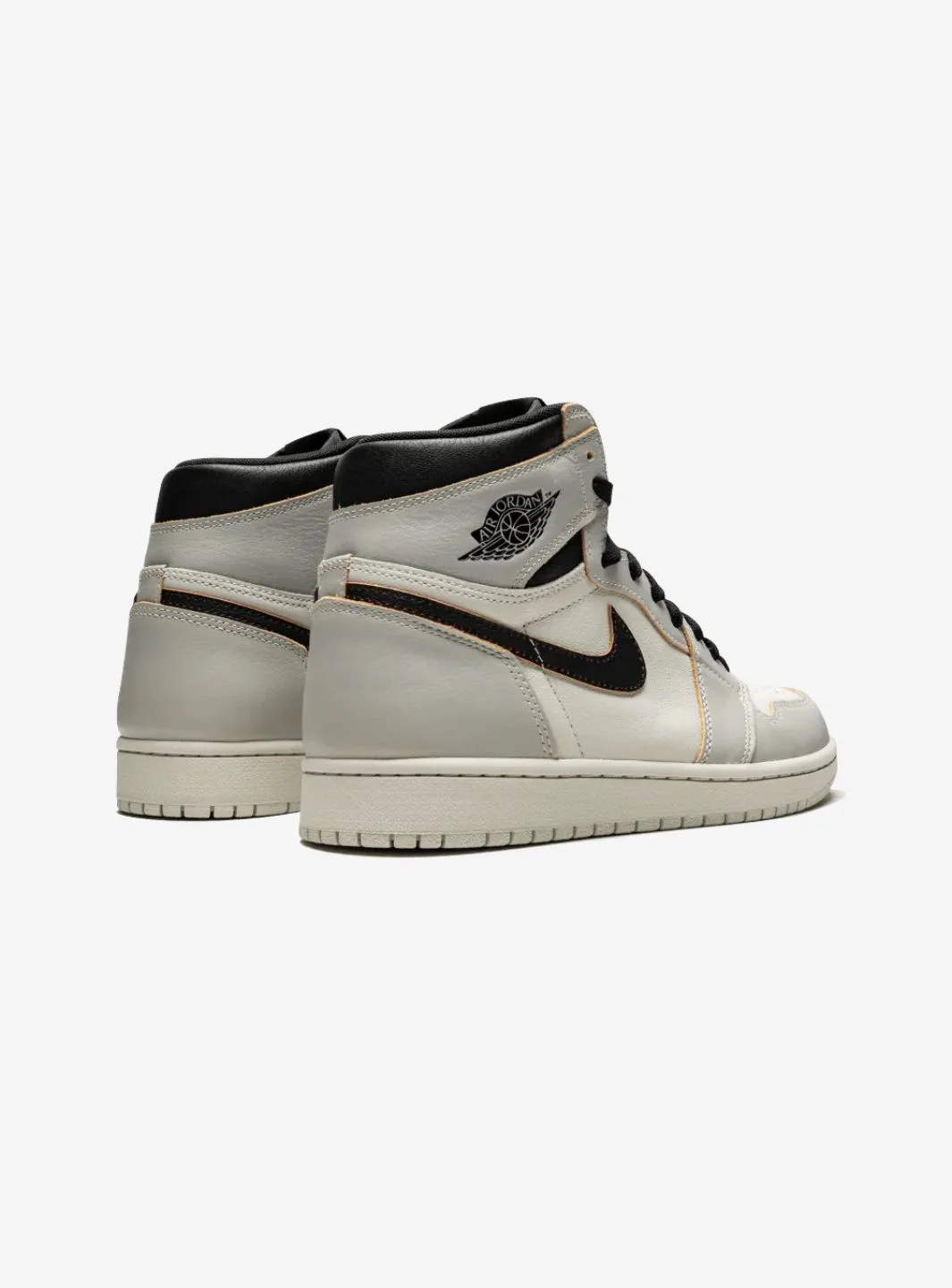 Air Jordan 1 Retro High OG Defiant SB NYC to Paris - Image 3
