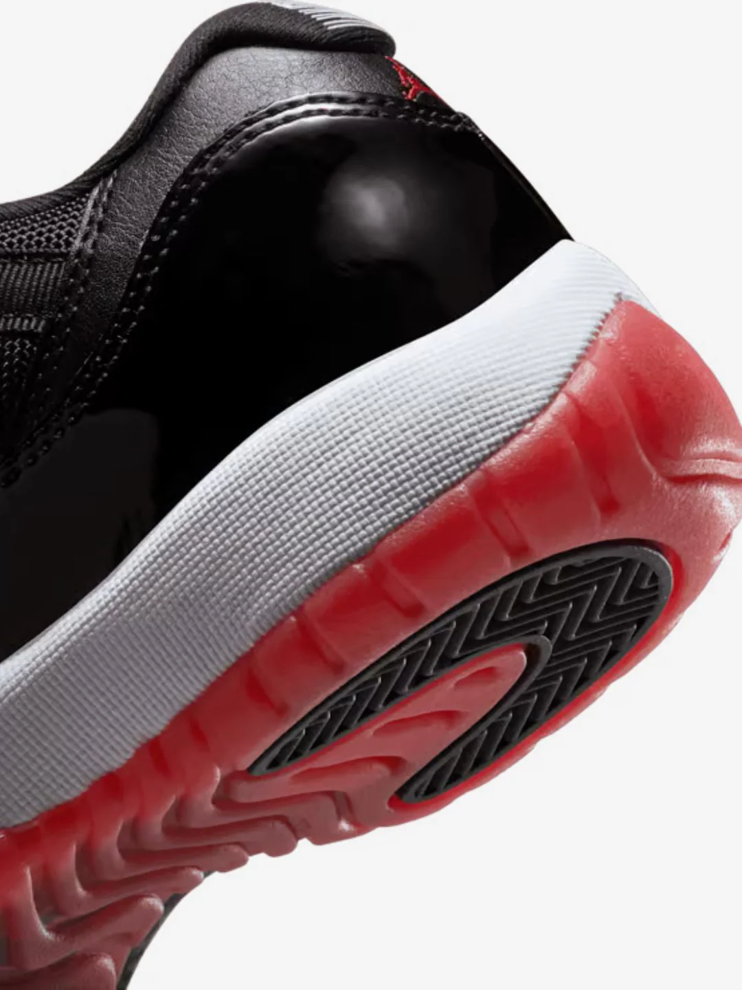 Air Jordan 11 Retro Low Bred (GS) (2025) - Image 5
