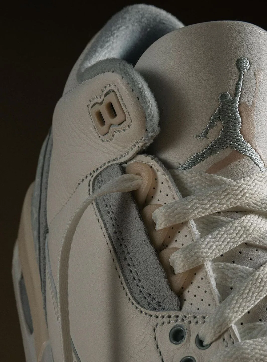 Air Jordan 3 Craft Ivory - Image 10