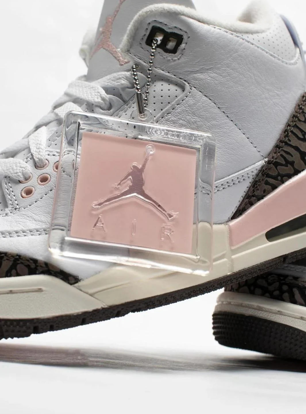 Air Jordan 3 Dark Mocha (Neapolitan) - Image 7
