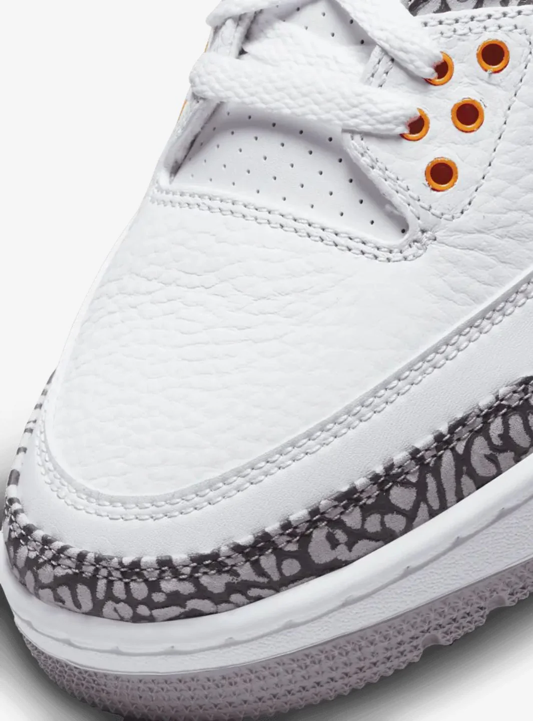 Air Jordan 3 Retro Cardinal Red - Image 6