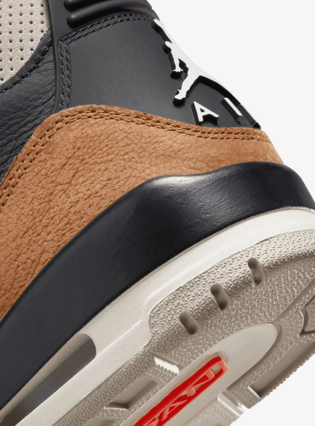 Air Jordan 3 Retro Desert Elephant - Image 4