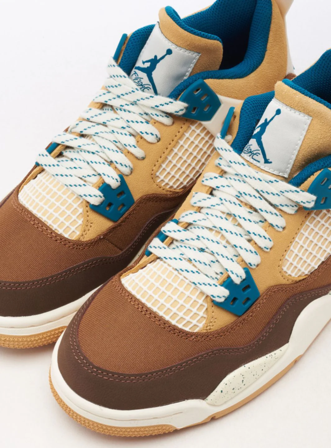Air Jordan 4 Retro Cacao Wow - Image 5