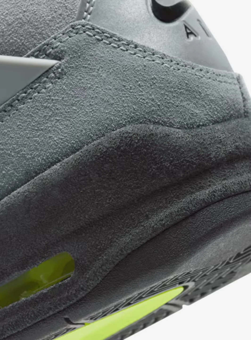 Air Jordan 4 Retro SE 95 Neon - Image 5