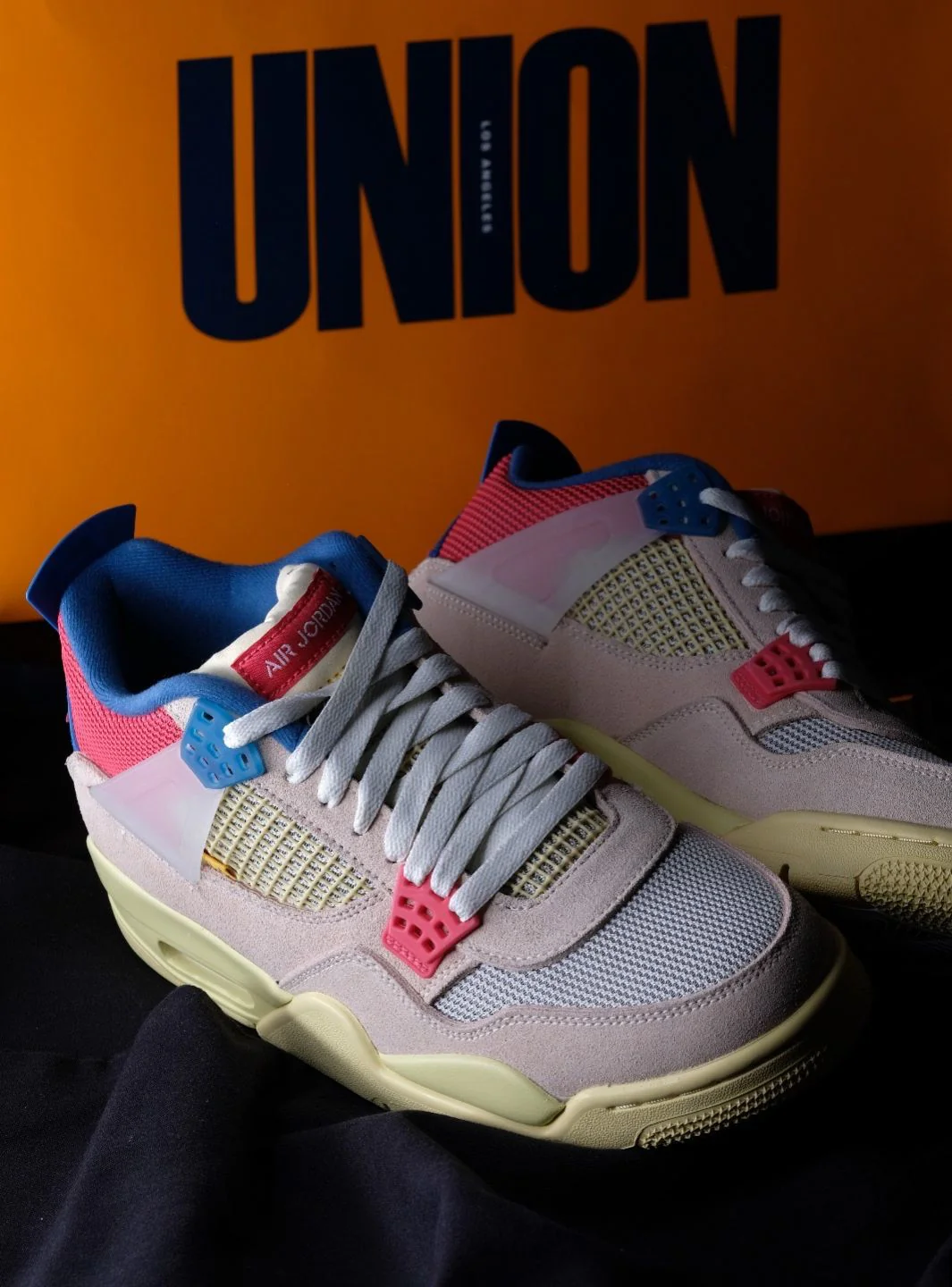 Air Jordan 4 Retro Union Guava Ice - Image 12