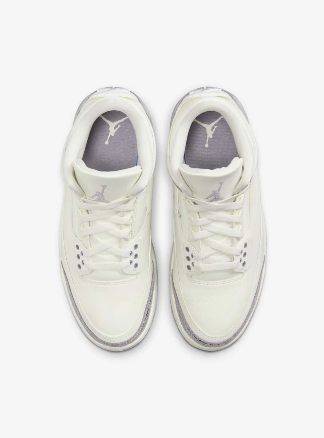 Air Jordan 3 Retro Sail Cement Grey - Image 4