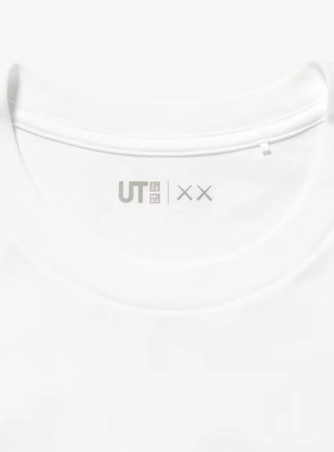Kaws x Uniqlo UT Short Sleeve Graphic T-Shirt White - Image 5