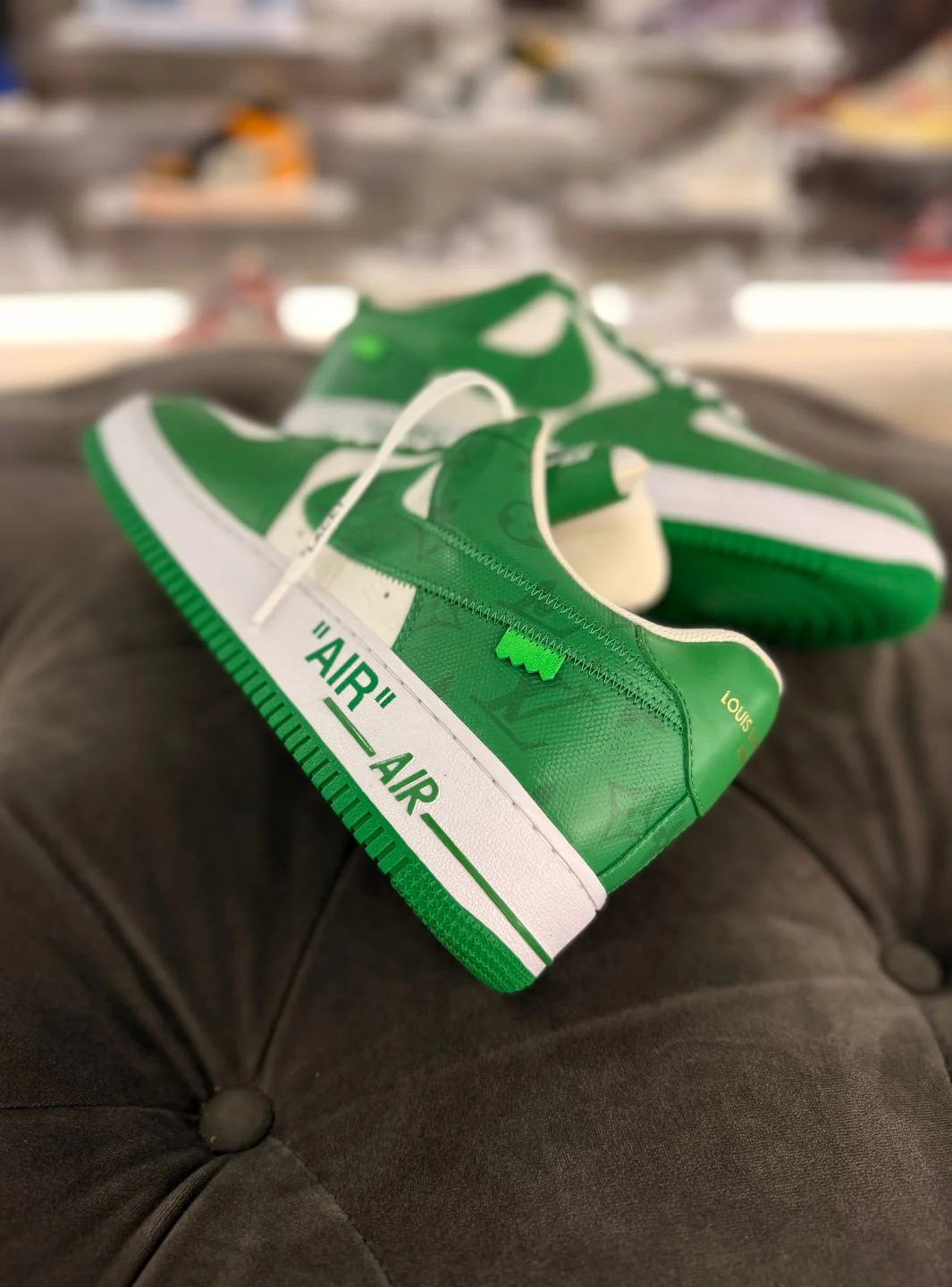 Louis Vuitton Nike Air Force 1 Low By Virgil Abloh White Green - Usato 9.9/10 - Image 18