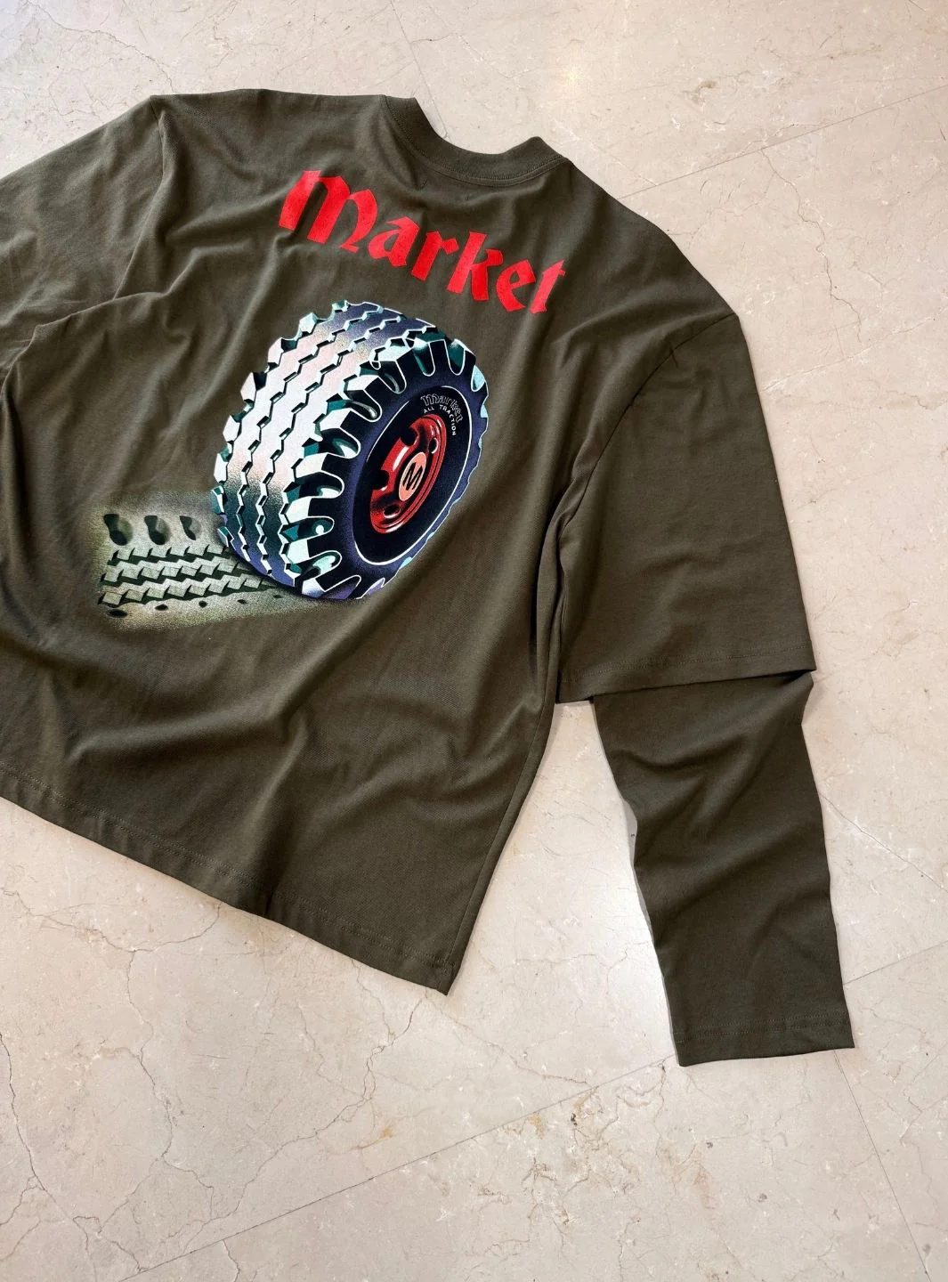 Market Studios Longsleeve Green - Image 2