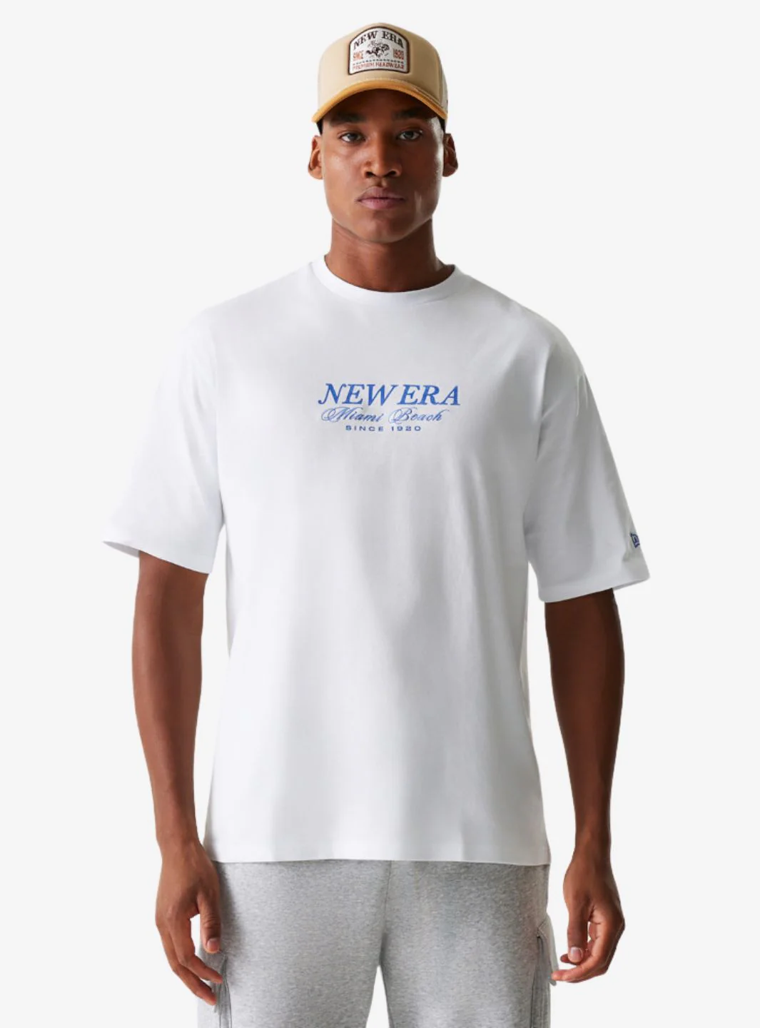 New Era Vacation Graphic Oversized T-Shirt White