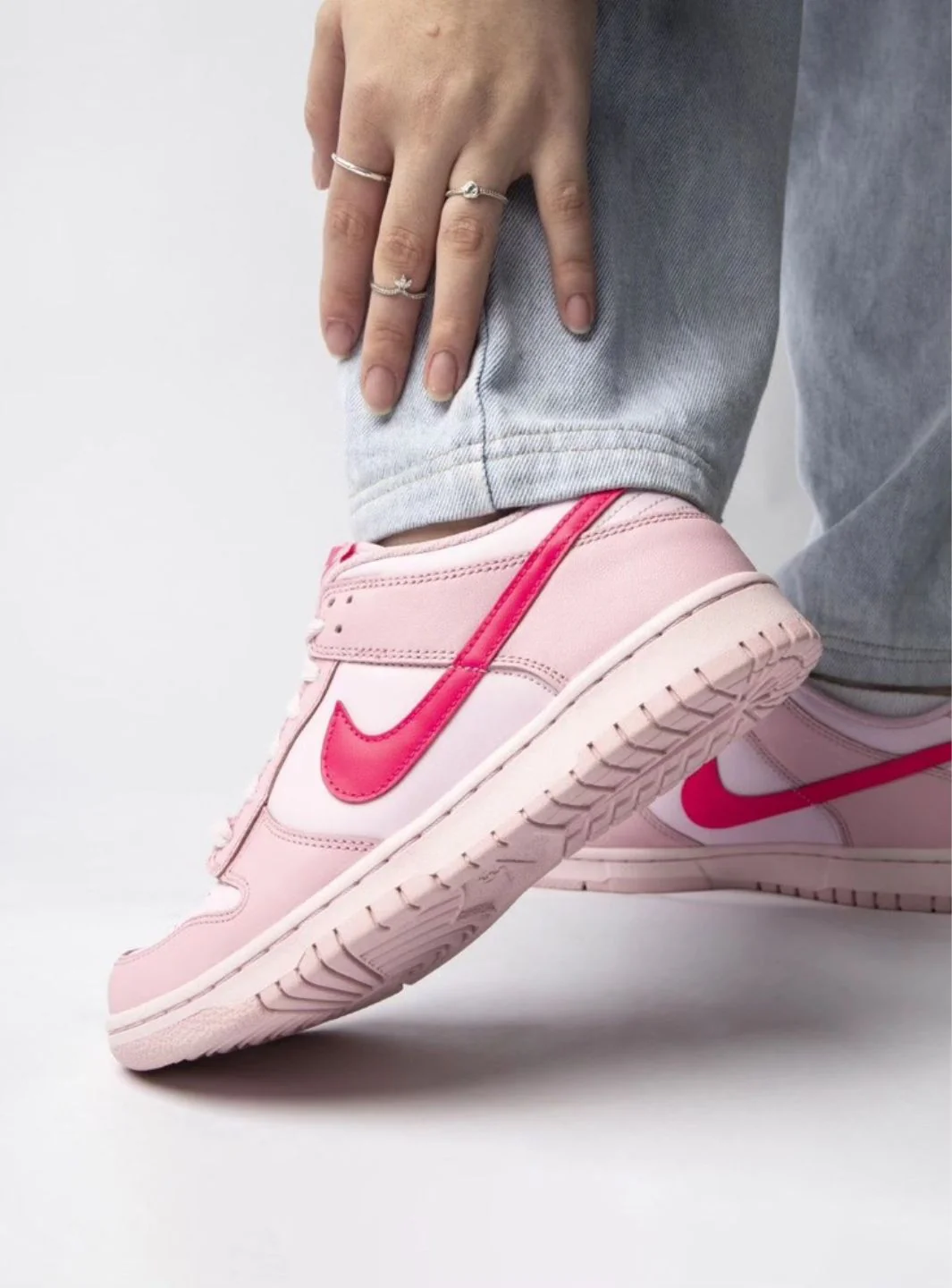 Nike Dunk Low Triple Pink (GS) - Image 8