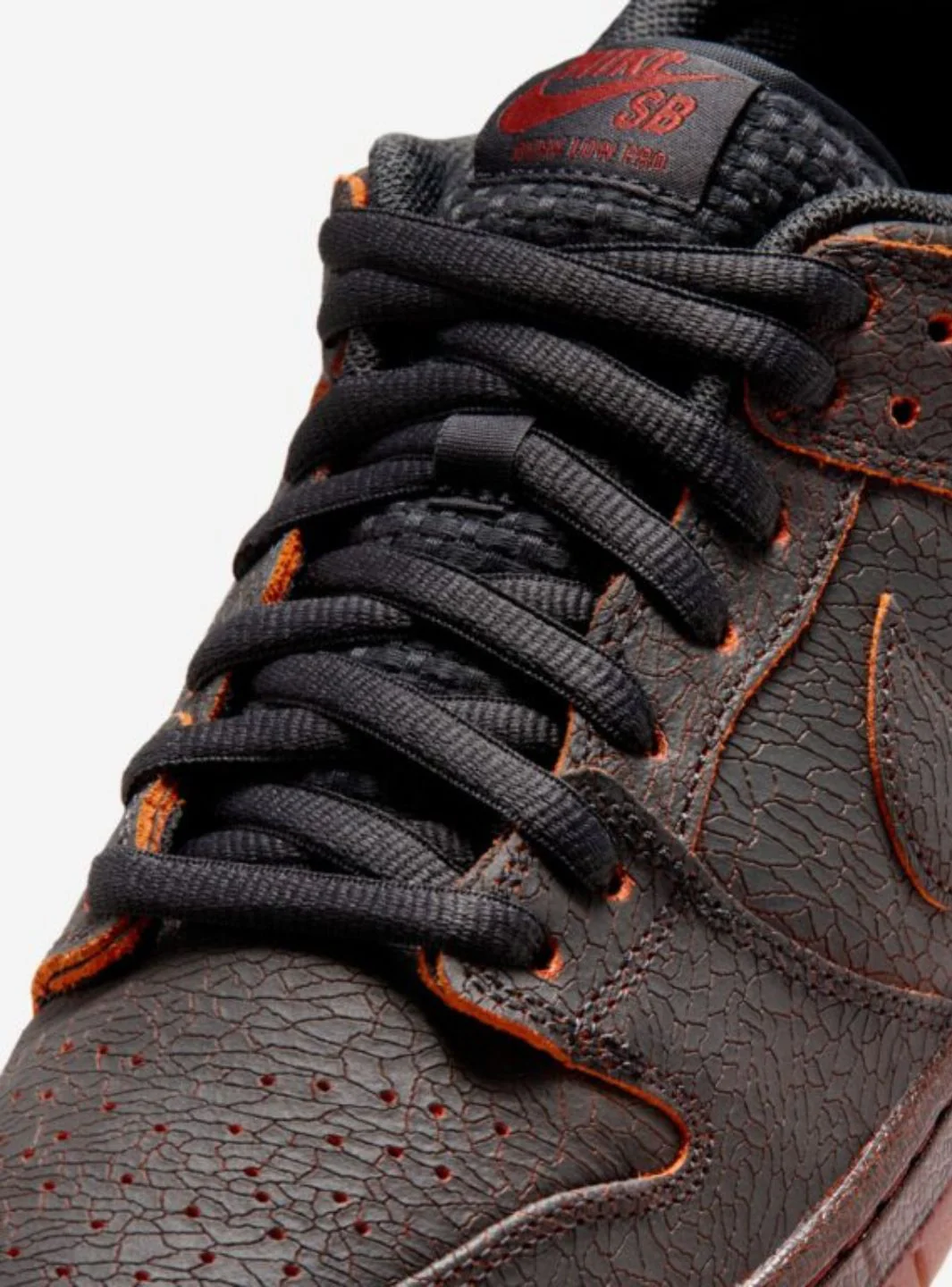 Nike Dunk SB Low Krampus - Image 3