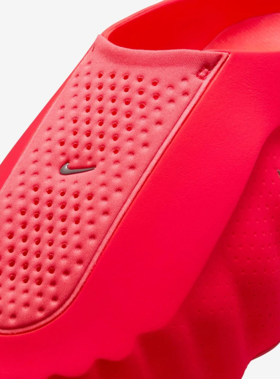 Nike Mind 001 Slide Solar Red - Image 3