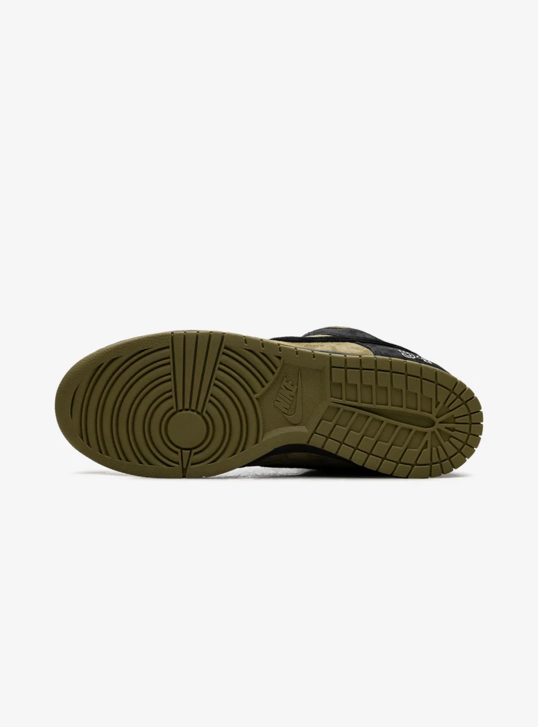Nike SB Dunk Low Supreme 94 Camper Green - Image 4