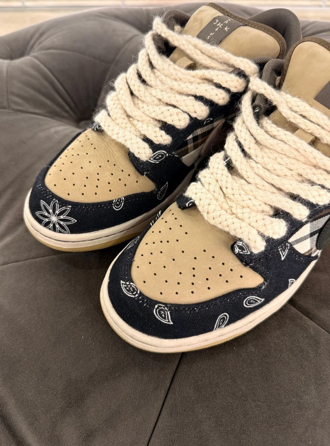 Nike SB Dunk Low Travis Scott - Usato 9.5/10 - Image 14