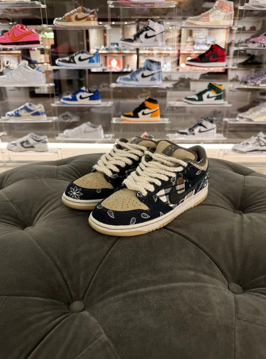 Nike SB Dunk Low Travis Scott - Usato 9.5/10 - Image 3