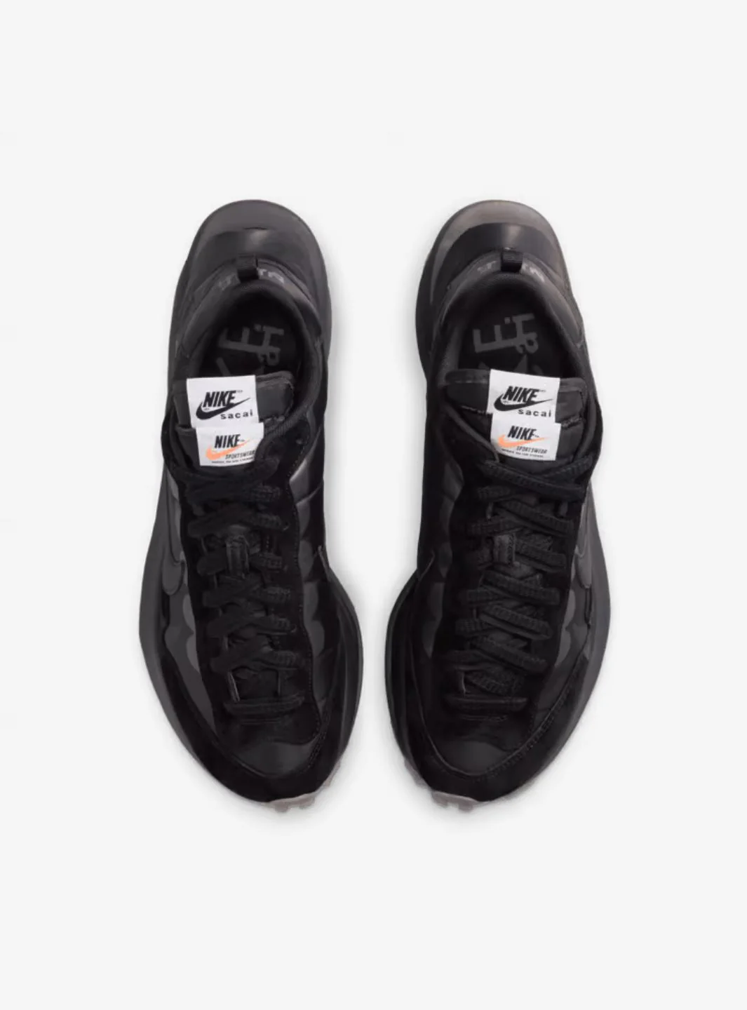 Nike Vaporwaffle Sacai Black Gum - Image 4