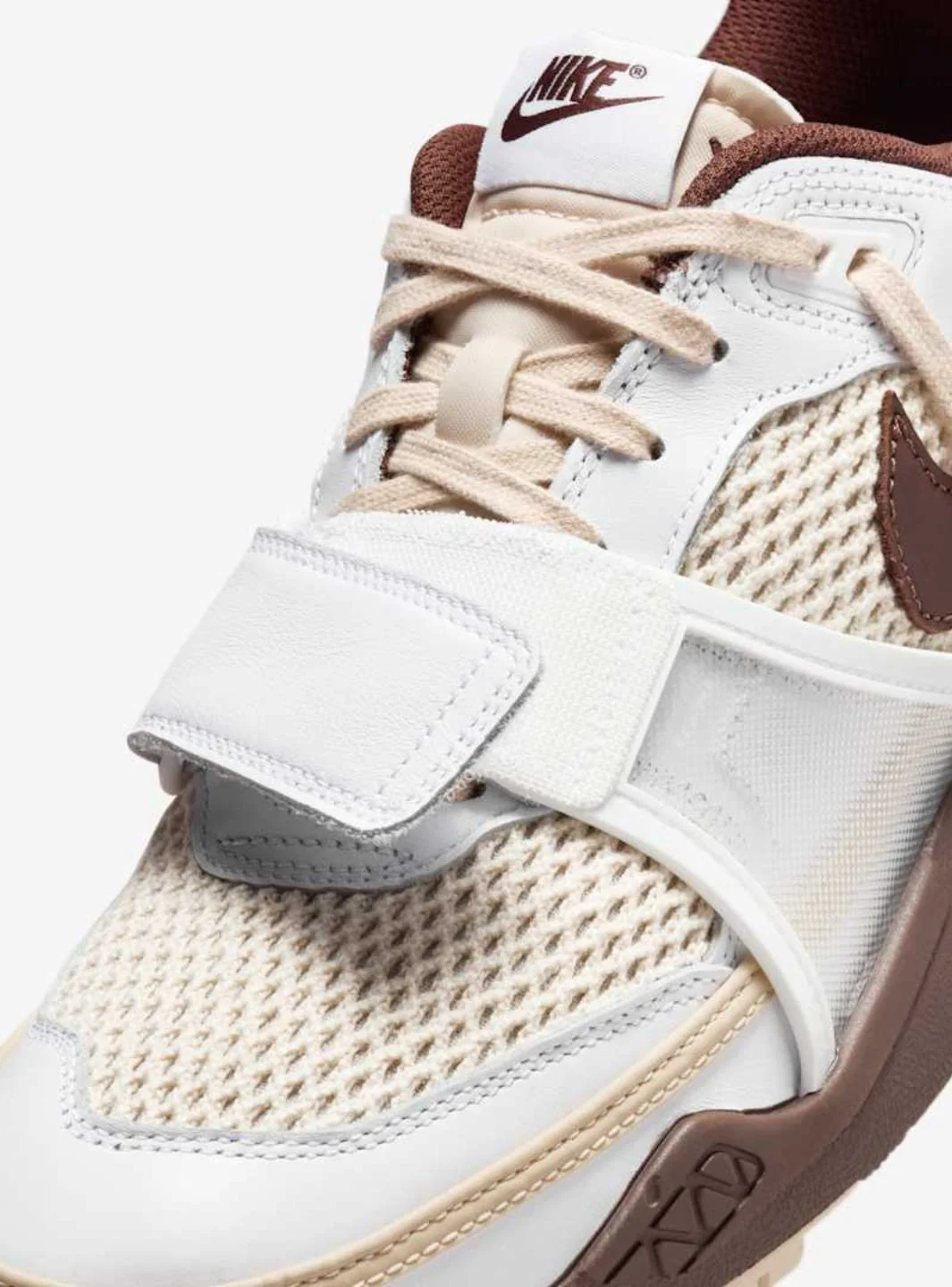 Nike Zoom Field Jaxx Travis Scott Light Chocolate - Image 3