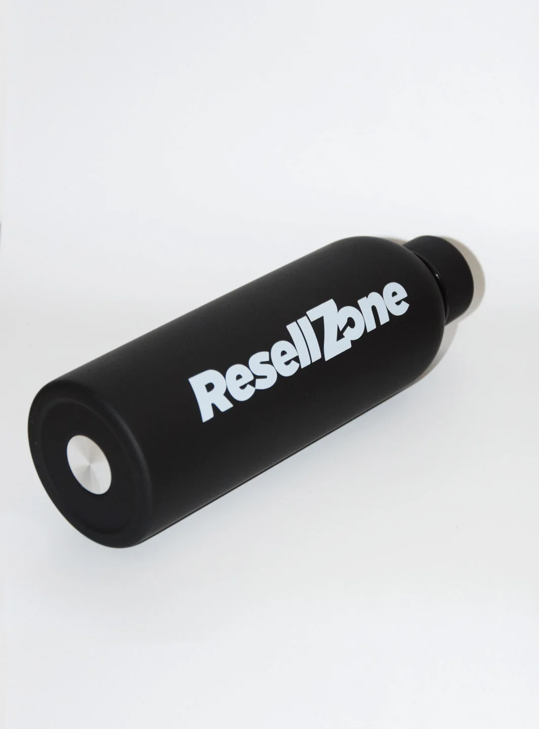 ResellZone SteelFlow Matte Black Water Bottle, 500ml - Image 4