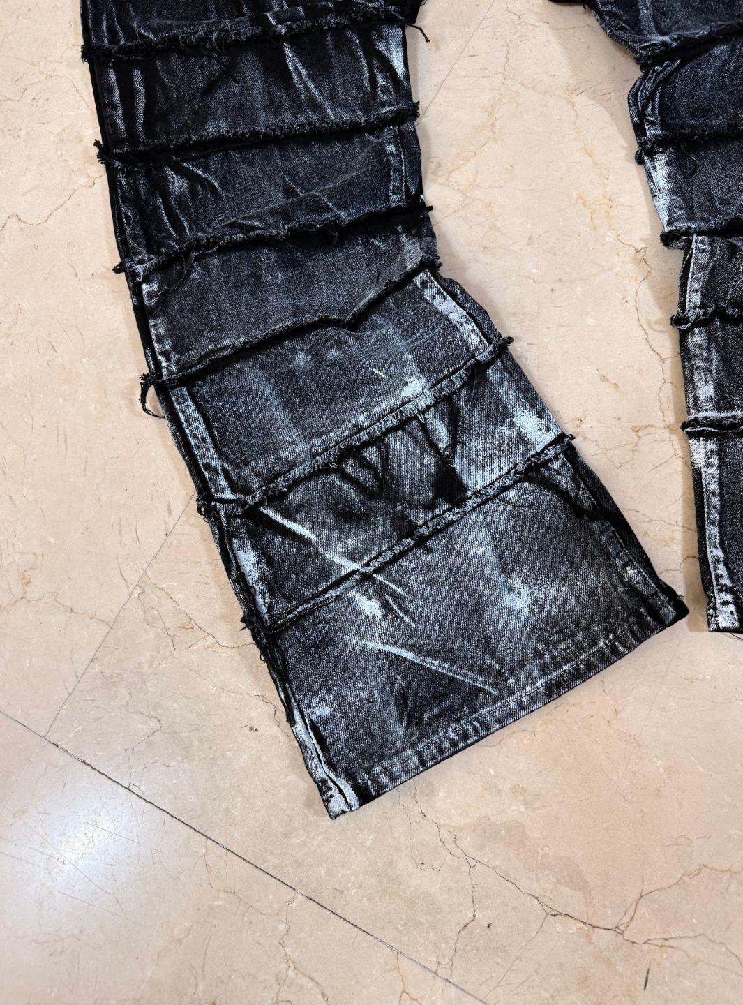 Trap Denim Painted Ripped Flare Jeans - Image 5